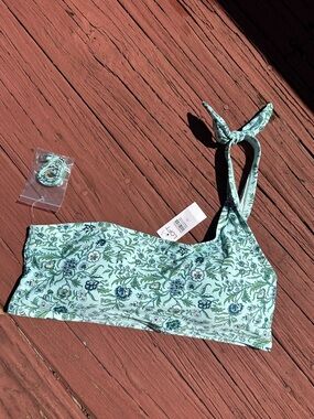 NWT! LOFT Mint Green Floral One-Shoulder Bikini Top